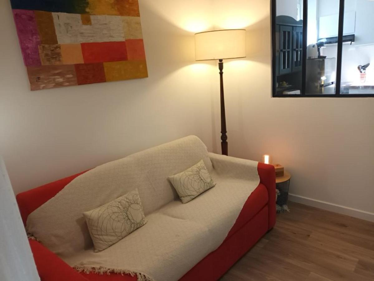 Appartement T2 Renove, Centre-Ville Hendaye, Proche Baie, Sans Ascenseur, Balcon, Calme, Wifi Non Inclus - Fr-1-239-850 Luaran gambar